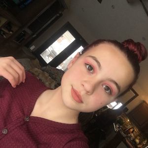 Meet your Posher, Maya